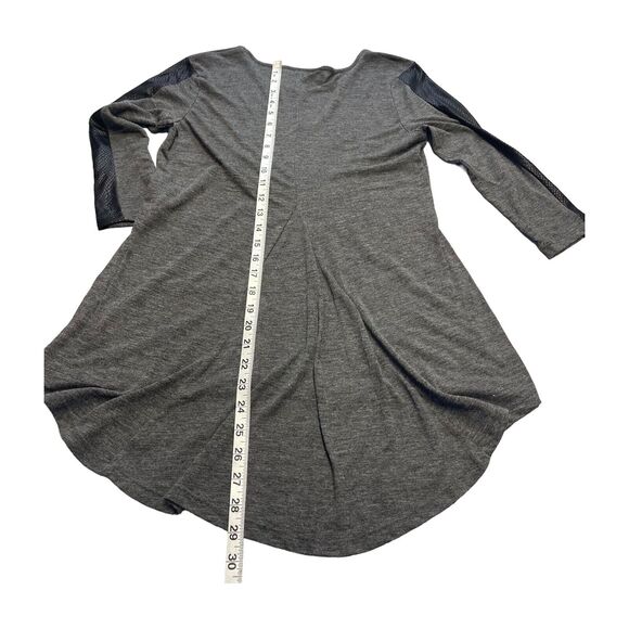 Style&co Blouse Top Womens Medium Petite Gray Polyester Snakeskin High-Low Hem - Picture 6 of 8